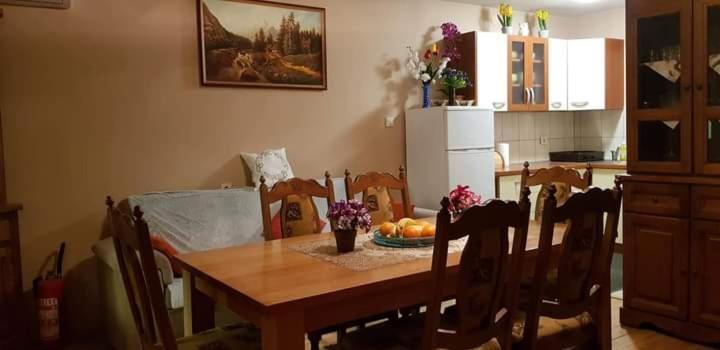 Vila Kuca Za Odmor"Miran San" Podgorić Exteriér fotografie